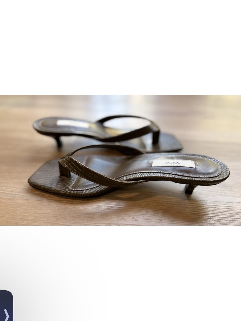 Toteme Textured Leather Thong Sandals - Picture 5 of 7